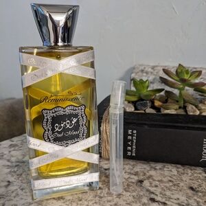 Lattafa Oud Mood Reminiscence (5ml sample only)